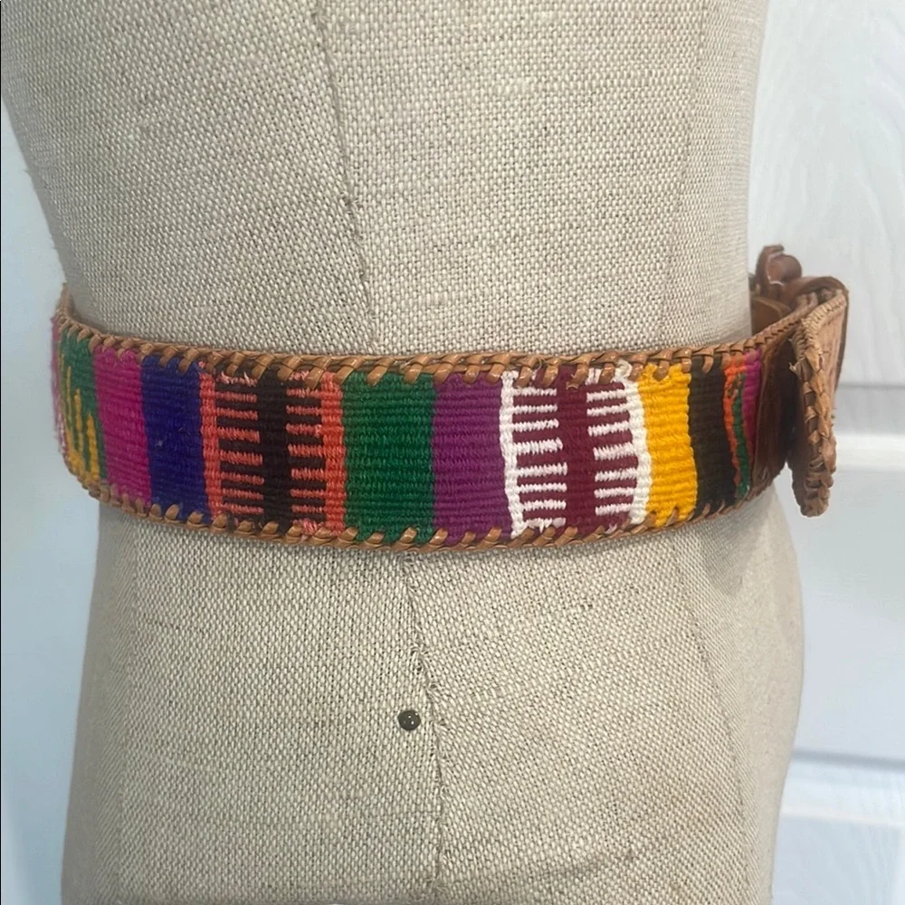 Vintage Handcrafted Multicolor Patterned Leather Guatamalan Belt size 30 unisex